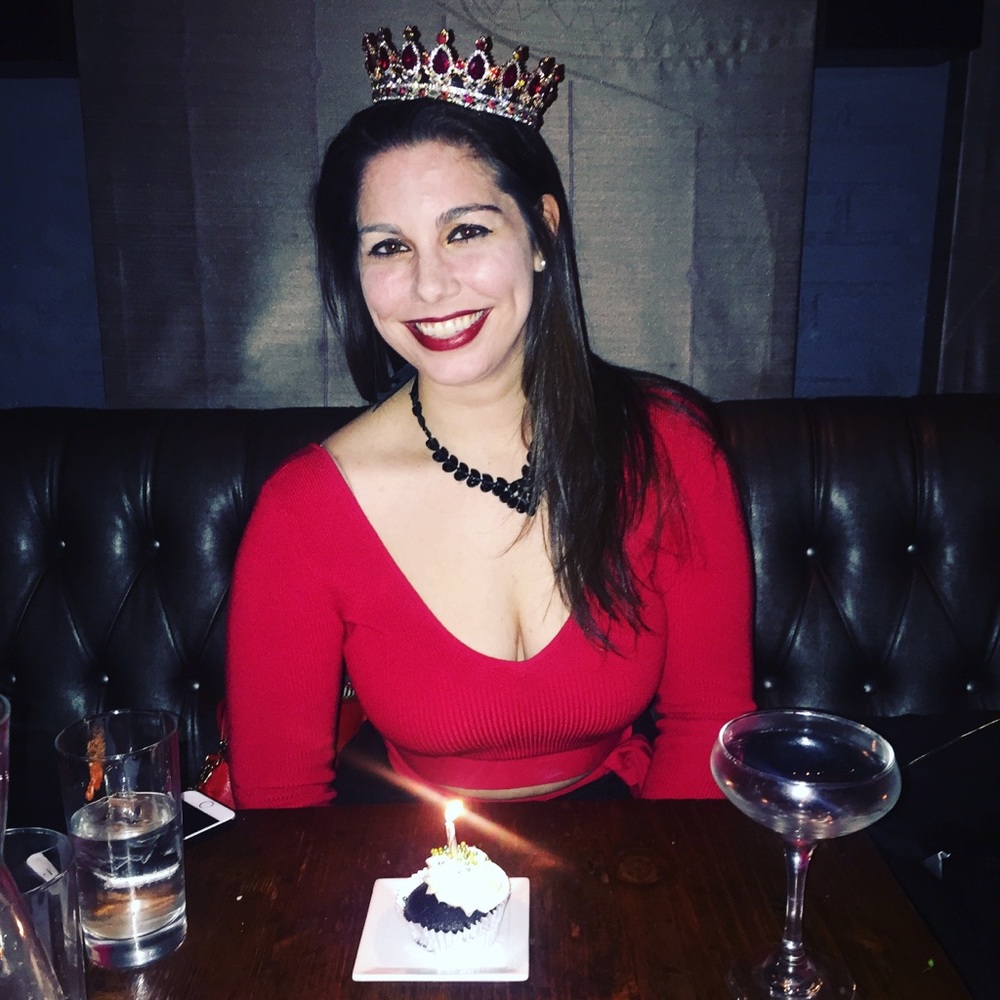 Meet your Posher, Dana